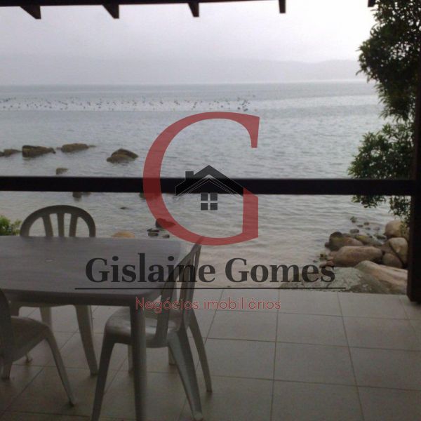 Casa beira mar na Praia da Tainha