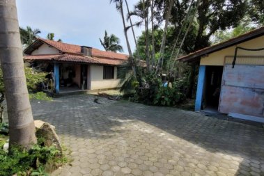 LOTES A VENDA AREA COMERCIAL